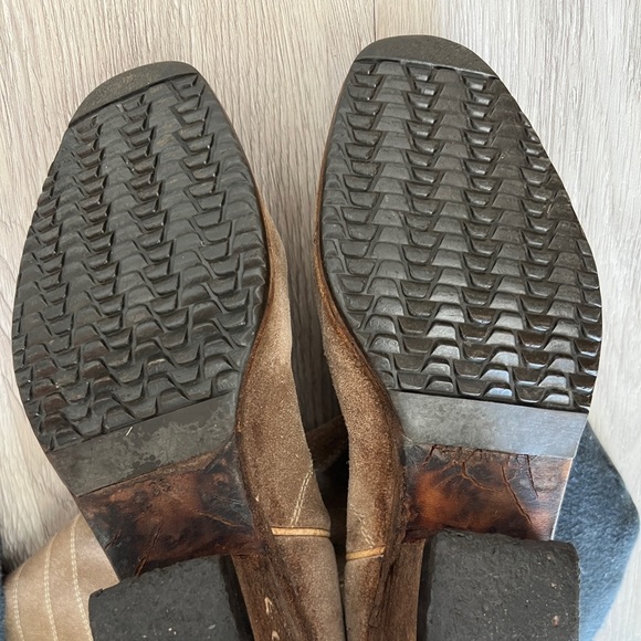 VINTAGE COWBOY BOOTS 80s buckskin leather interior vibram soles COWGIRL WESTERN - Picture 10 of 16